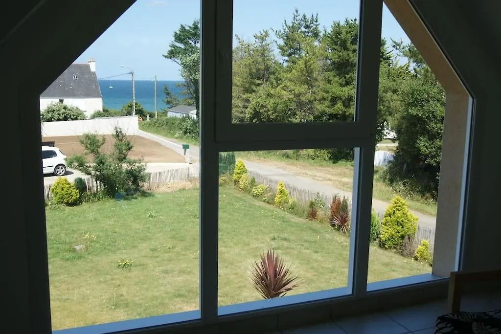 Holiday home Maison Trez Rouz, A 100M De La Plage , Vue Mer France